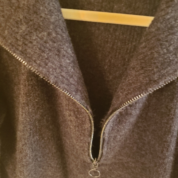 1/4 zip sweater - Picture 3 of 4